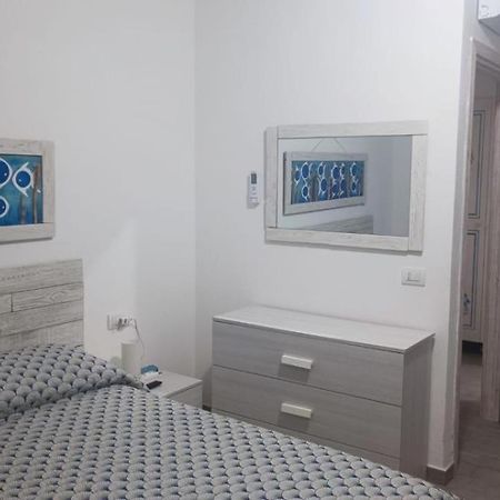 Le Perle Sts Apartment Палау Екстериор снимка